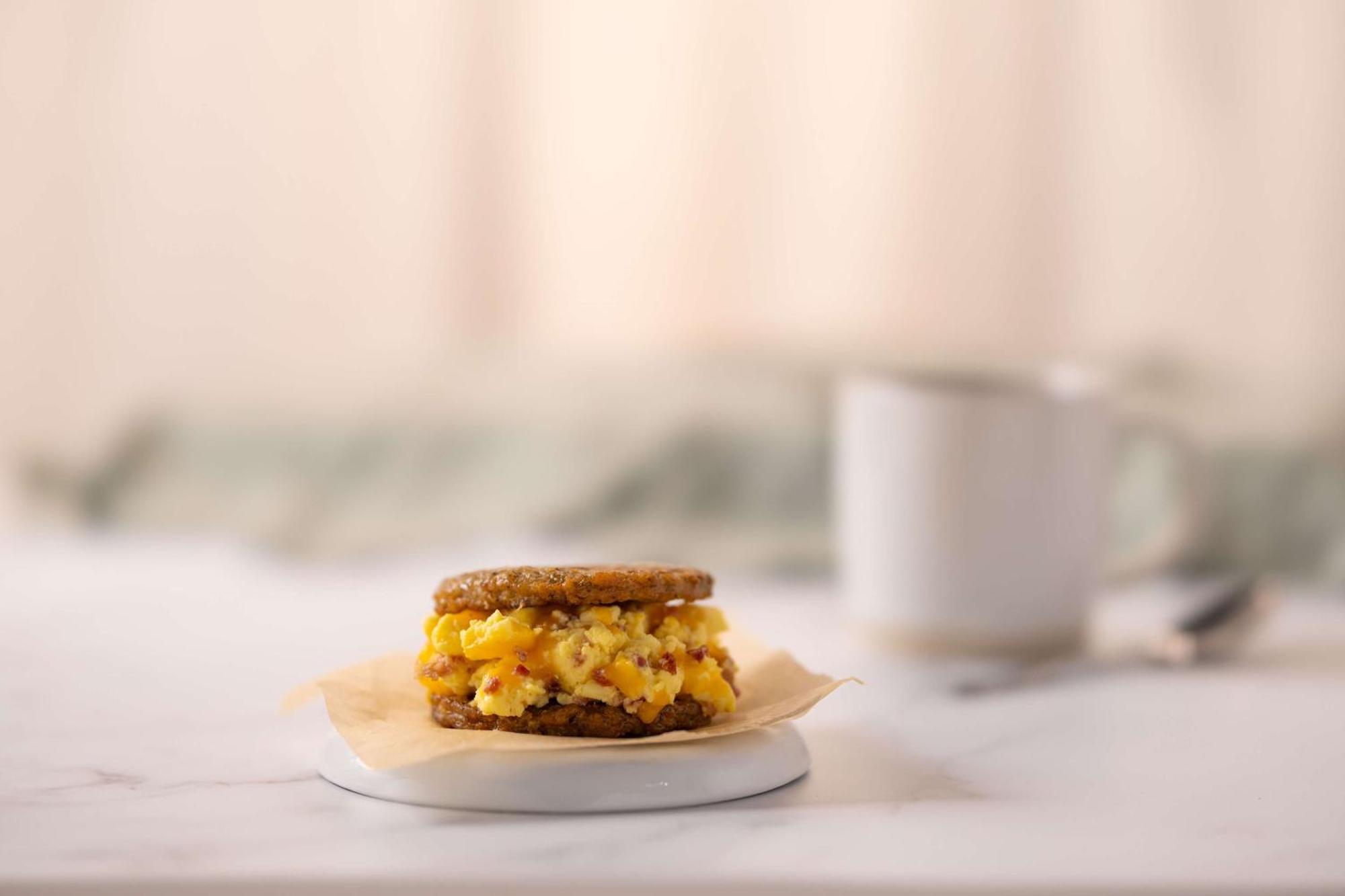 Drury Inn & Suites Phoenix Airport Экстерьер фото